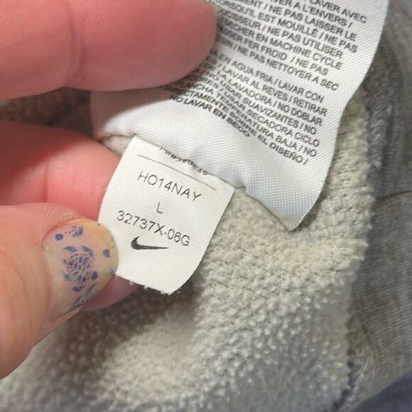 Nike Carolina Panthers Hoodie Mens Large Gray Salute To Service Therma-Fit - Picture 11 of 11